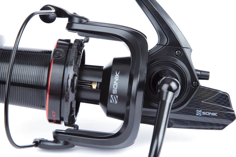 Kołowrotek SONIK SK-47 CARBON 10000