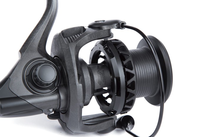 Kołowrotek SONIK XTRACTOR+ 5000 CARBON