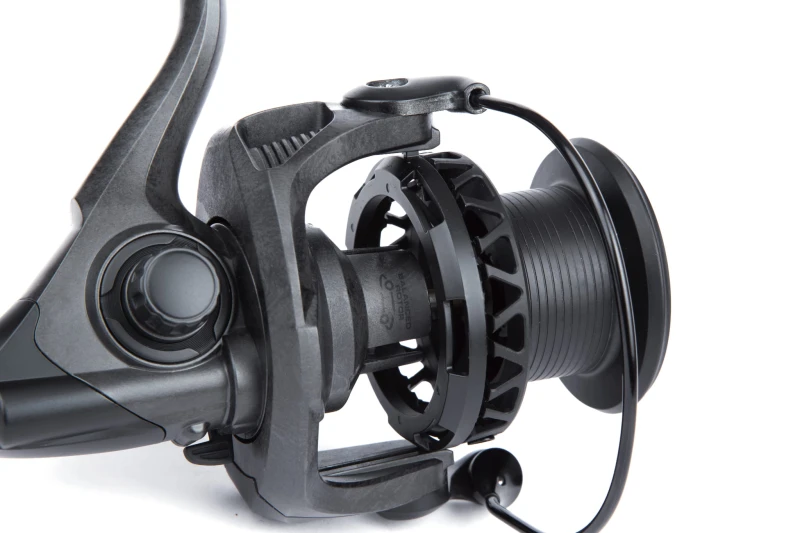Kołowrotek SONIK XTRACTOR+ 5000 CARBON
